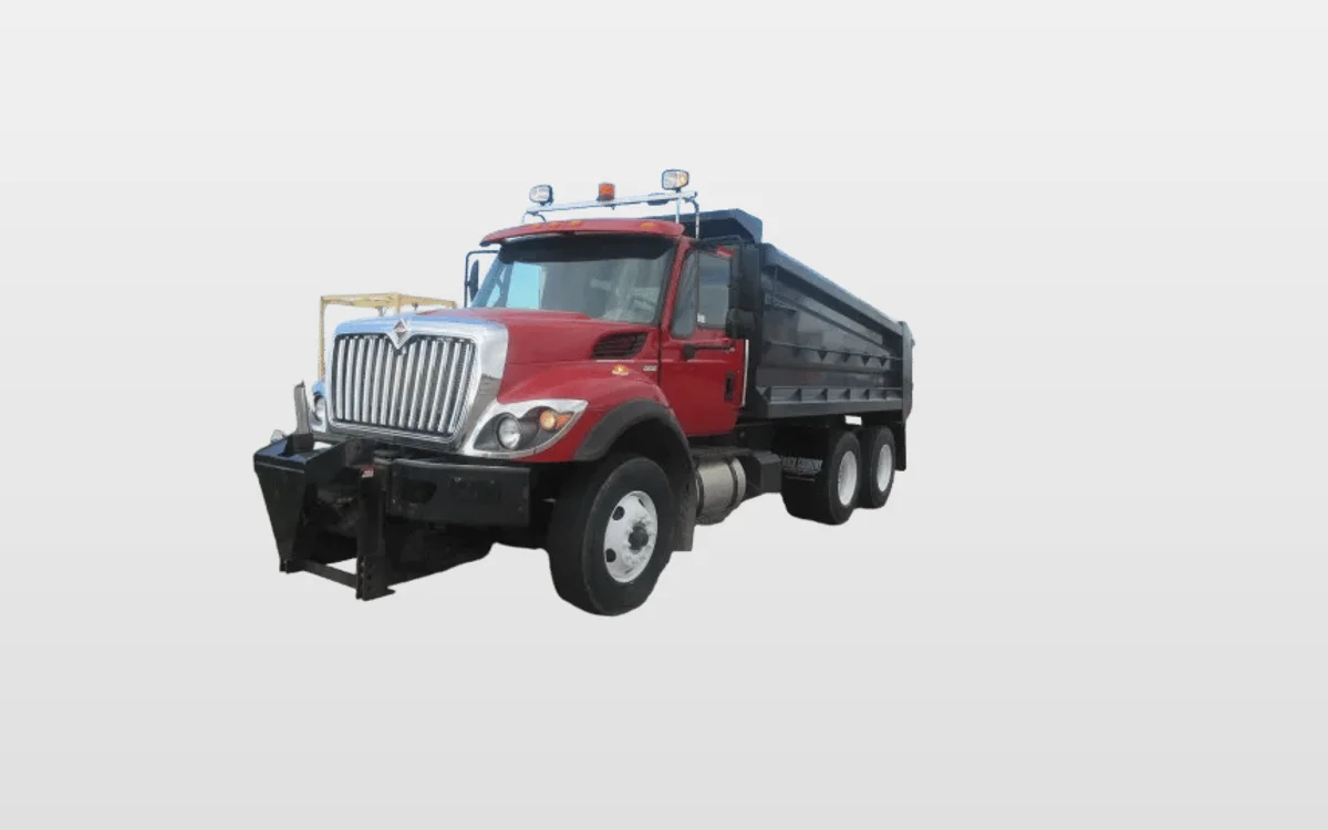 2011 International - image 1