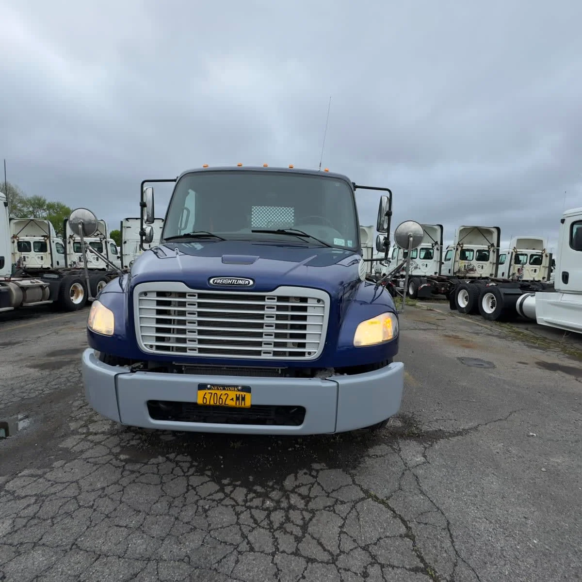 2020 Freightliner M2 106 in Syracuse, NY — photo 2