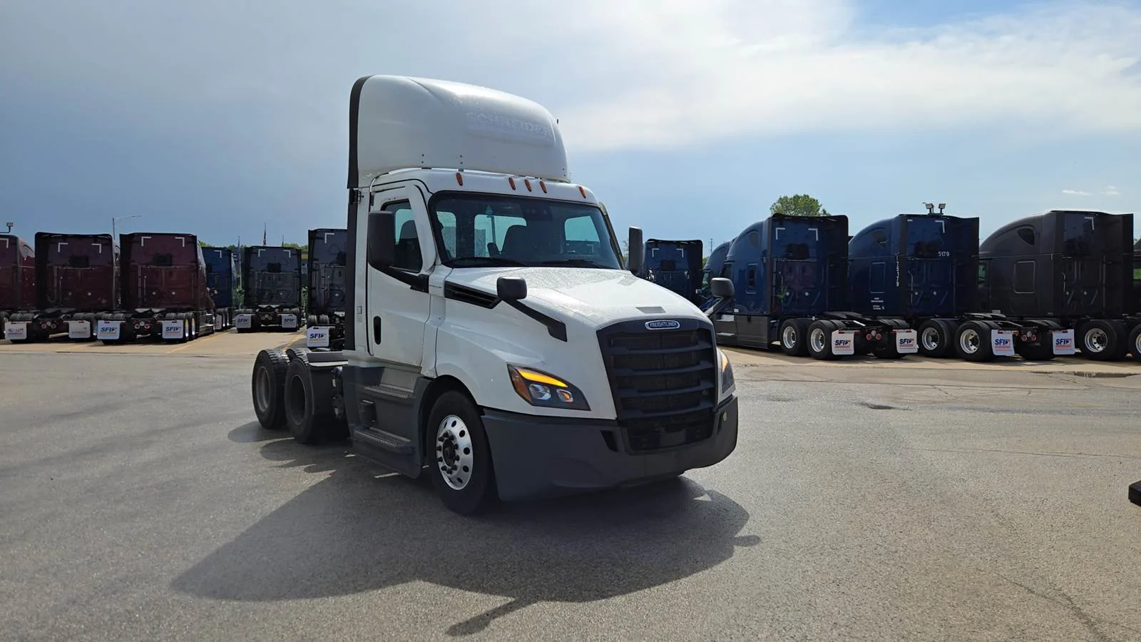 2022 Freightliner Cascadia
