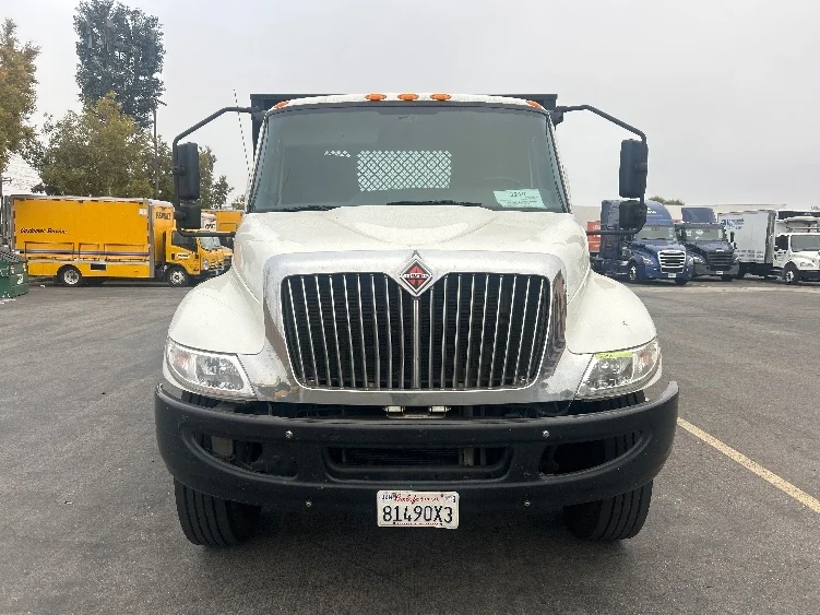 2020 International MV in Fontana, CA — photo 2