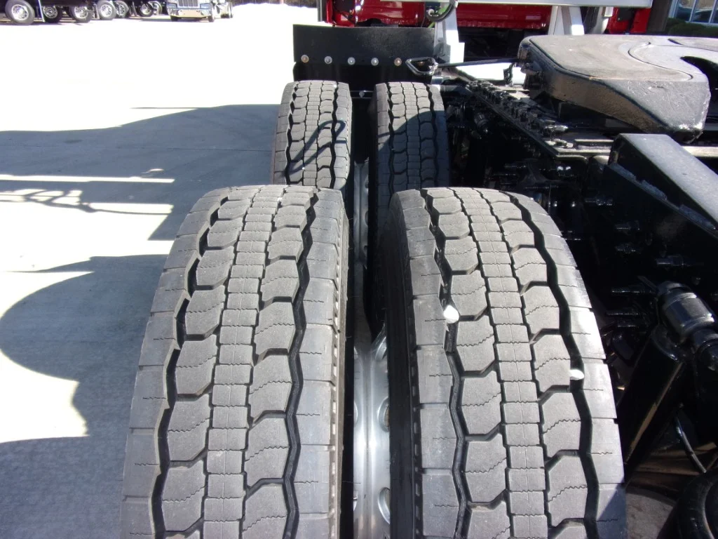 2021 Freightliner Cascadia - image 7