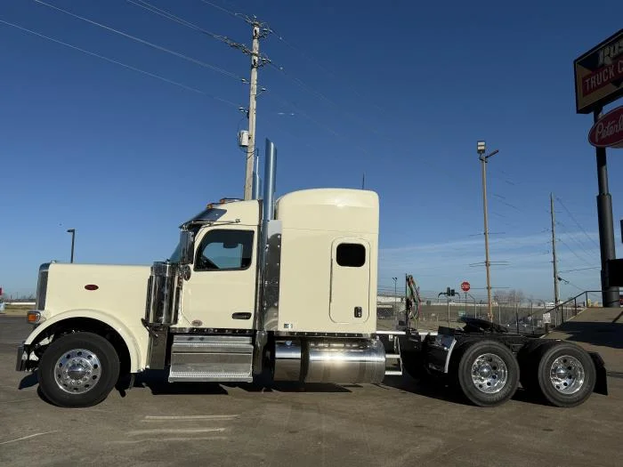 2027 Peterbilt 589 in Tulsa, OK — photo 5