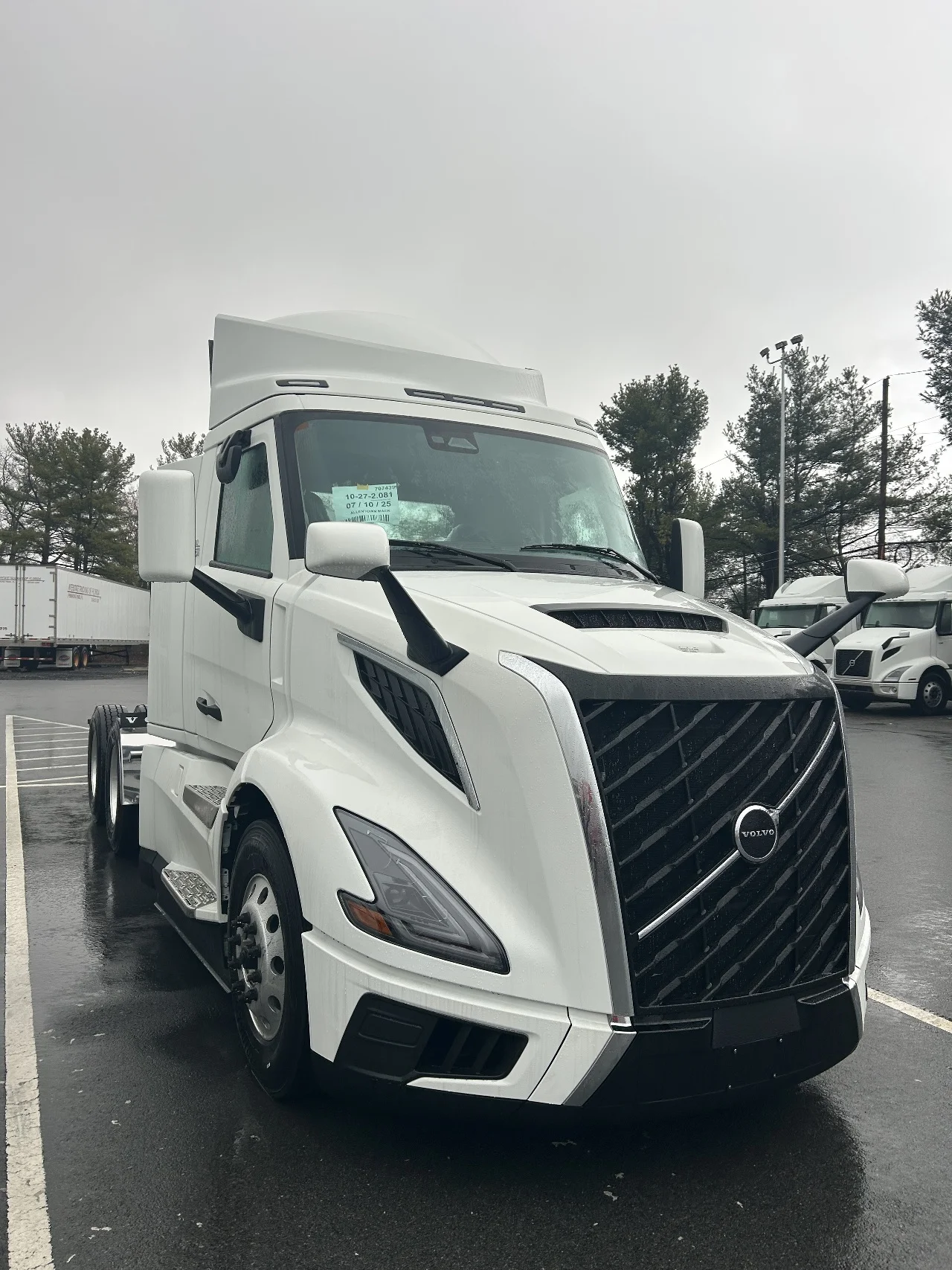 2026 Volvo VNL 300 in Allentown, PA