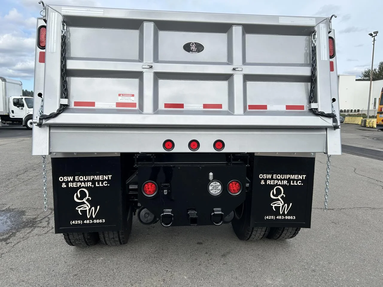 2025 Freightliner M2 106 - image 4