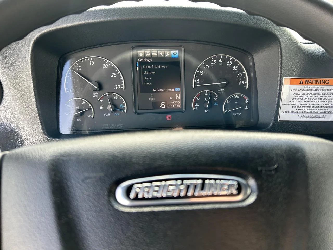 2025 Freightliner M2 106 - image 9