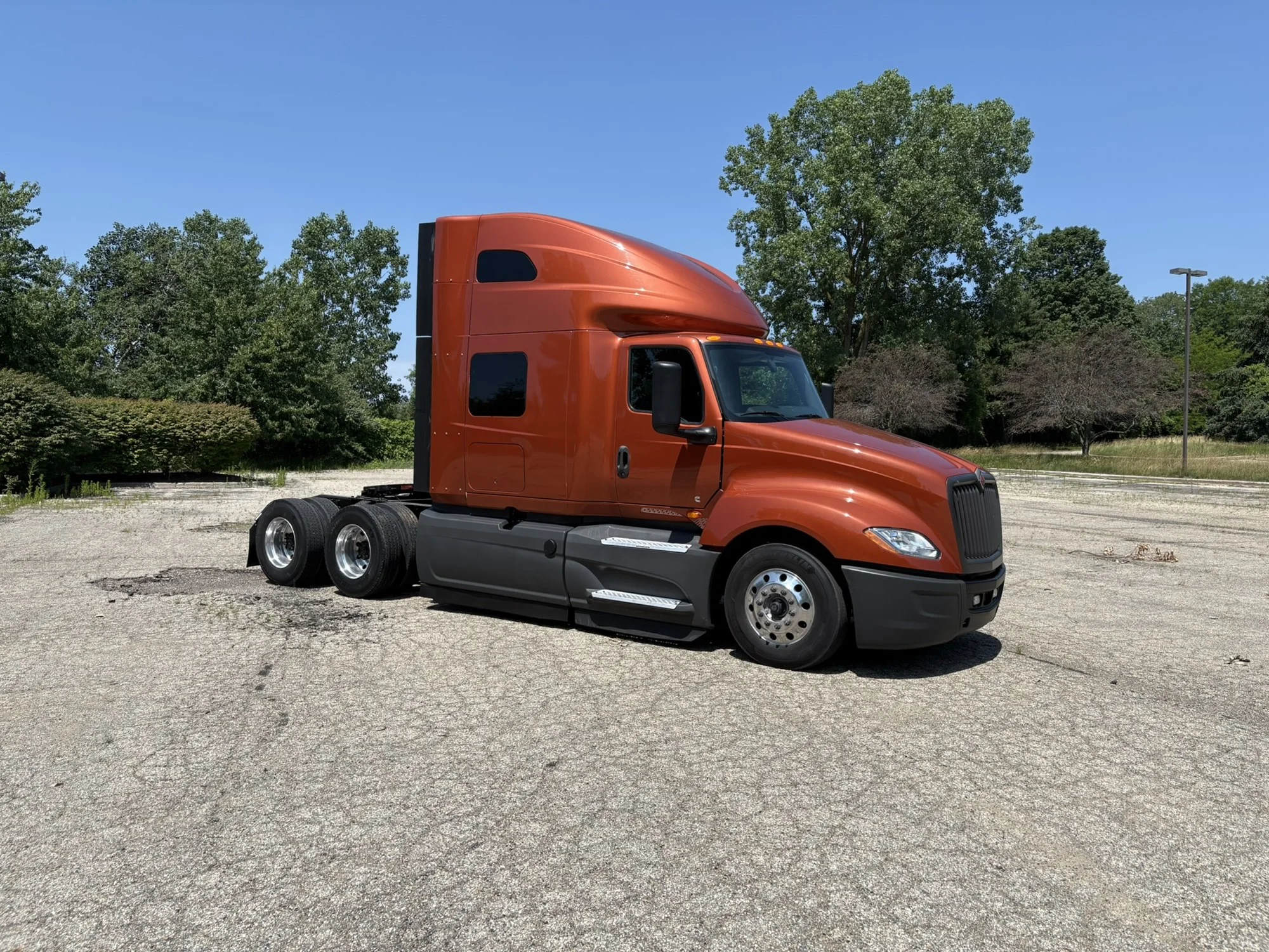 2022 International LT in West Michigan International, MI — photo 4