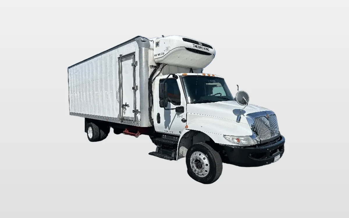 2019 International MV - image 1