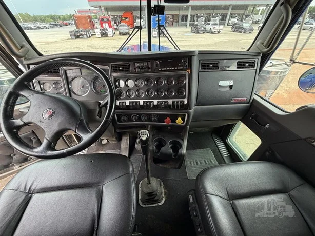 2023 Kenworth W900 in GA — photo 7