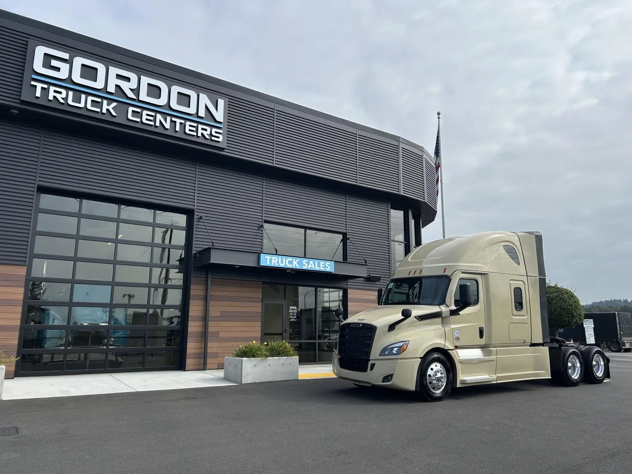 2027 Freightliner Cascadia