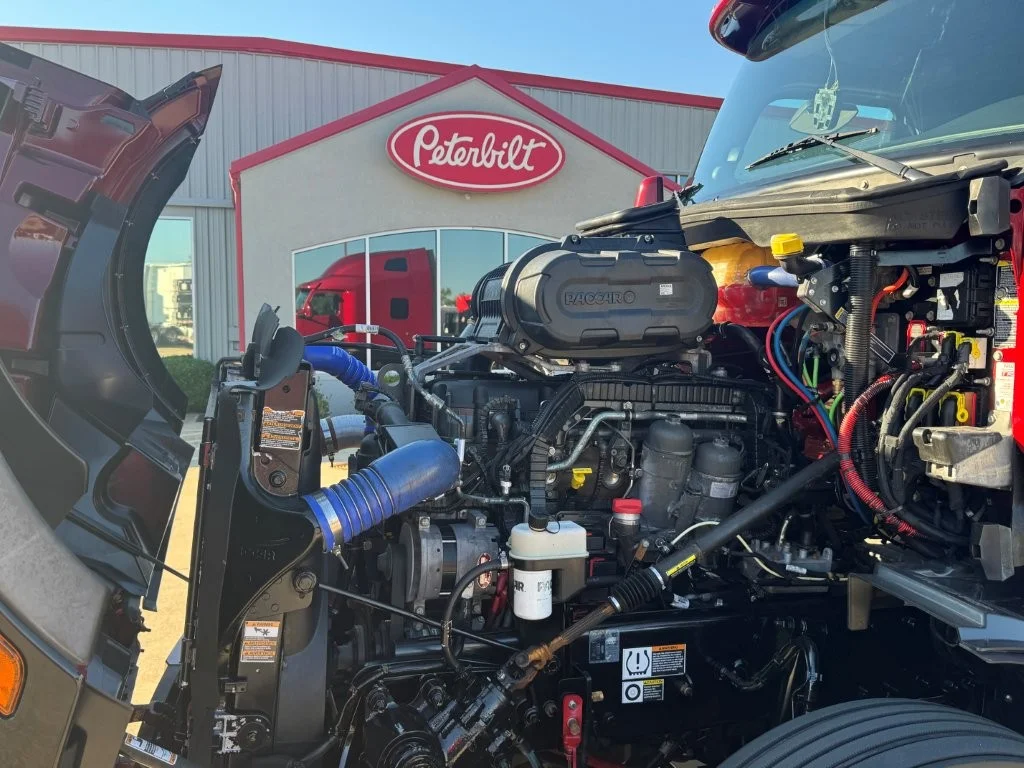 2023 Peterbilt 579 in Fort Smith, AR — photo 9