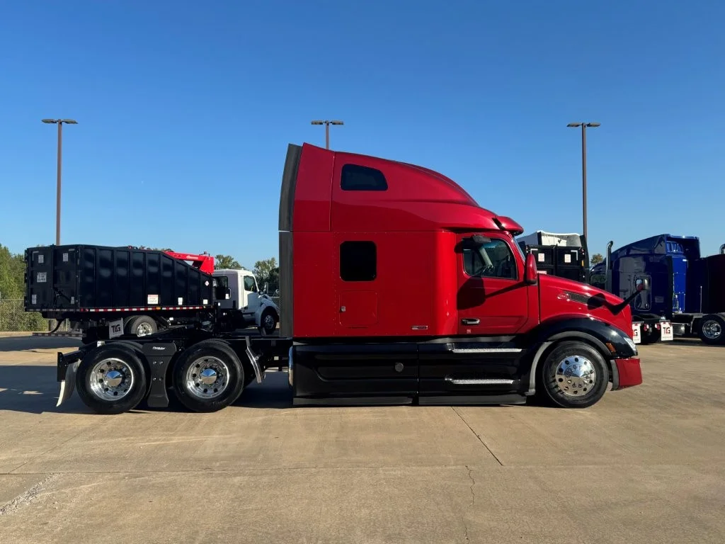 2023 Peterbilt 579 in Fort Smith, AR — photo 7