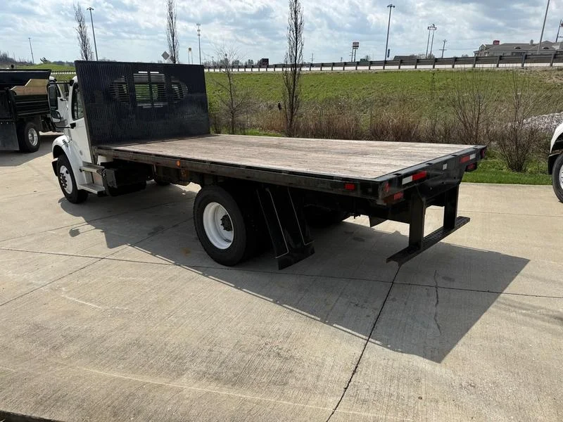2022 Freightliner in Cincinnati, OH — photo 5