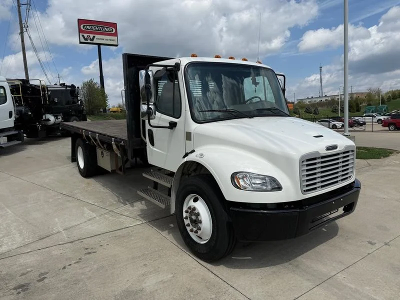 2022 Freightliner in Cincinnati, OH — photo 2