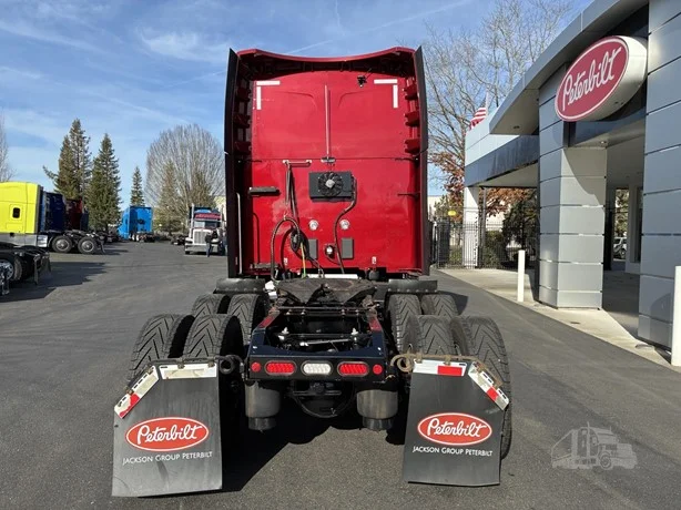 2021 Peterbilt 579 in Portland, OR — photo 5
