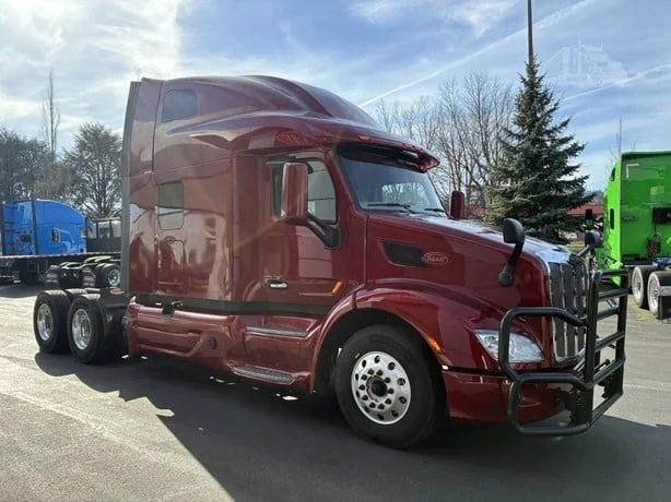 2021 Peterbilt 579 in Portland, OR — photo 3