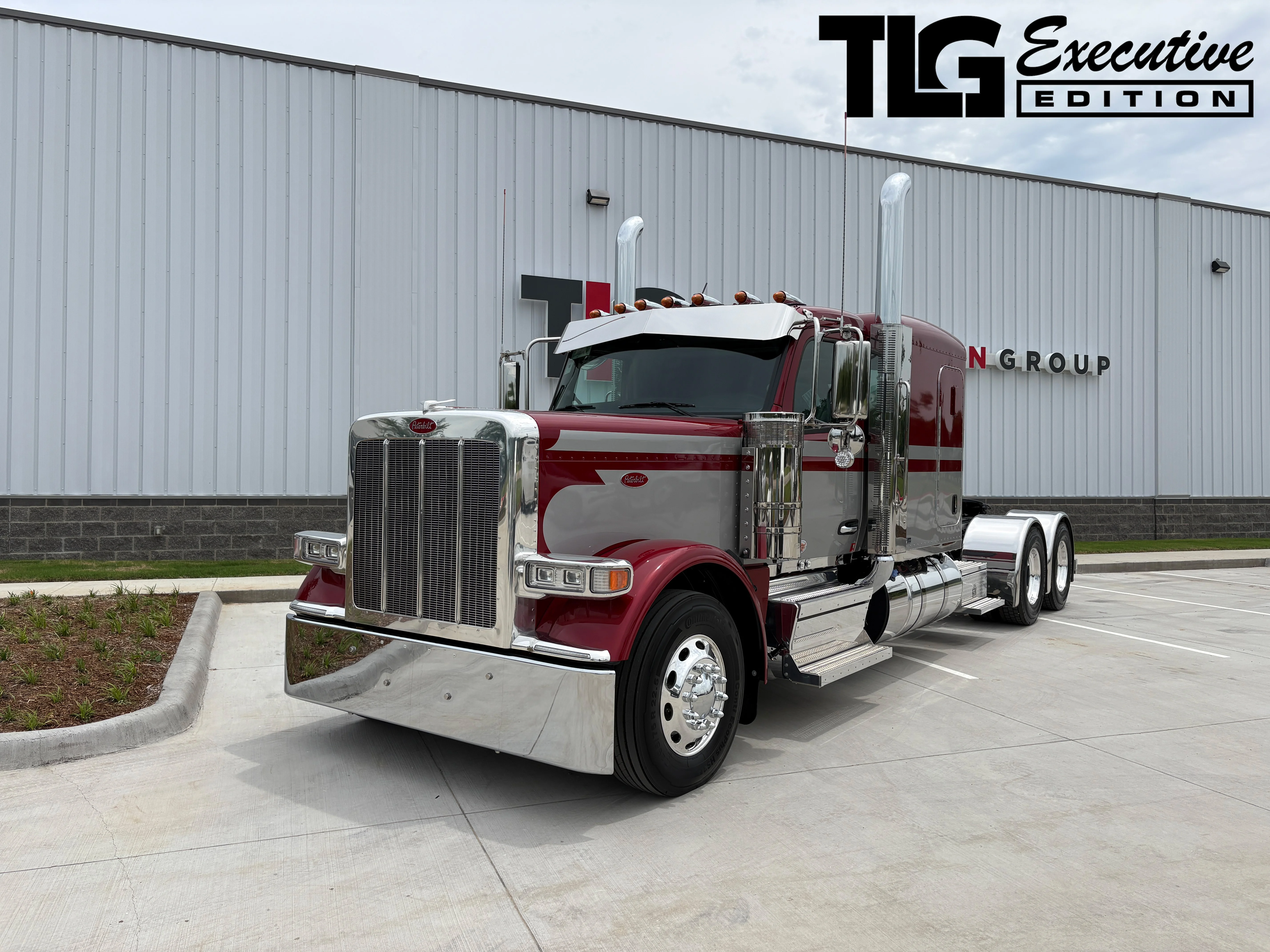 2027 Peterbilt 589