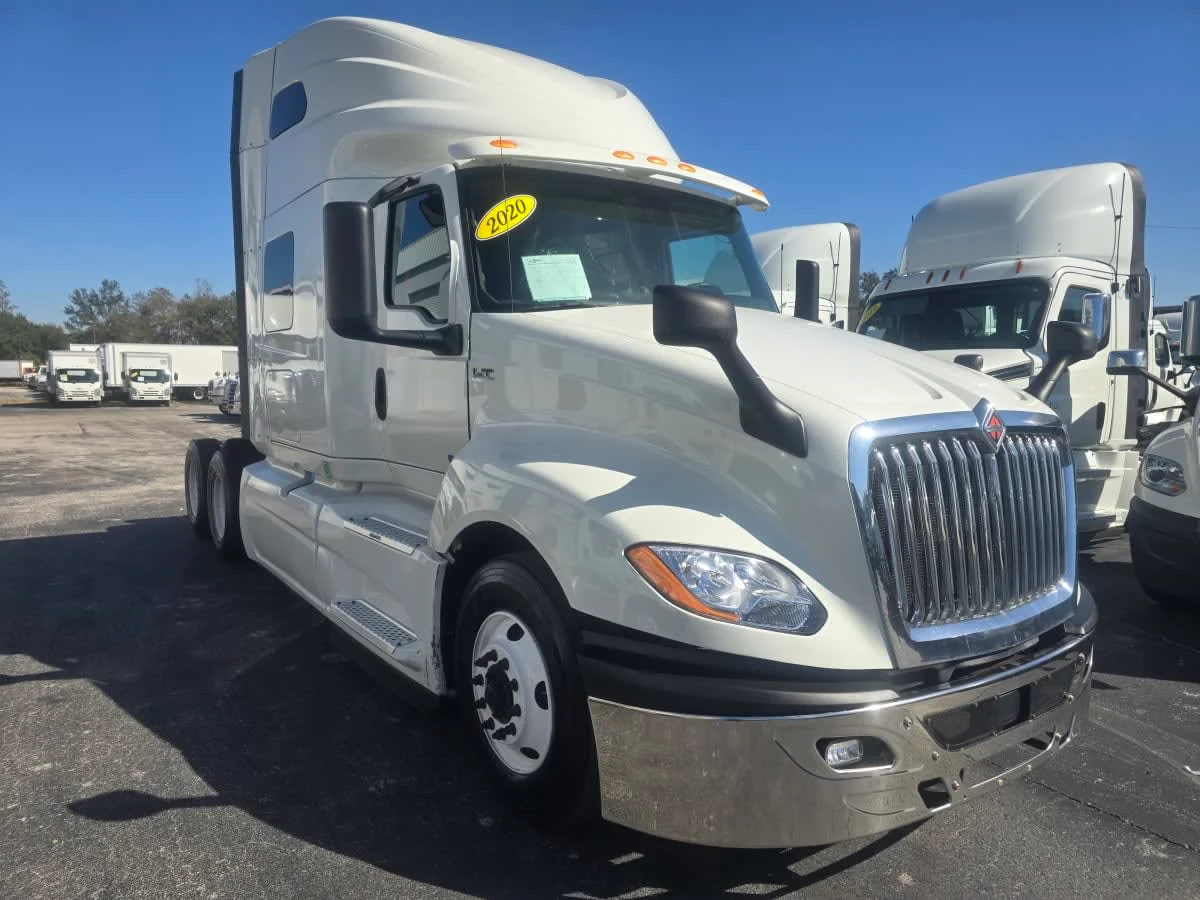 2020 International LT in Tampa, FL