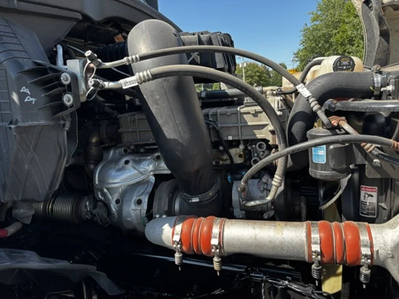 2022 Freightliner Cascadia — photo 8