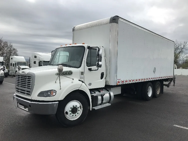 2021 Freightliner M2 112 - image 3
