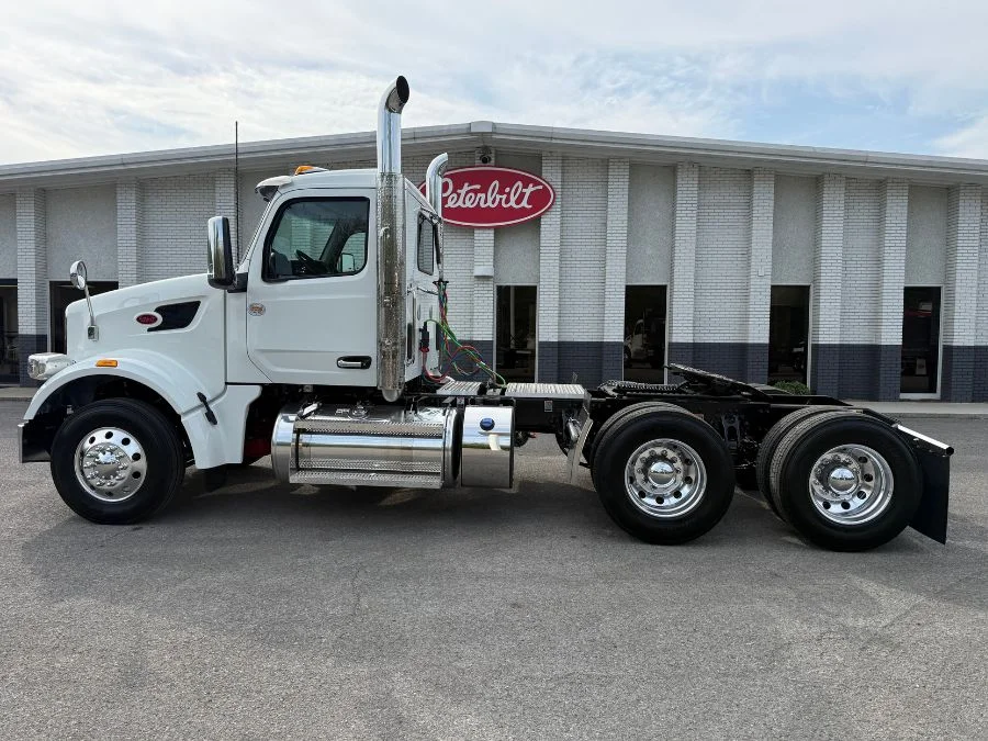 2027 Peterbilt 567 in Knoxville, TN — photo 8
