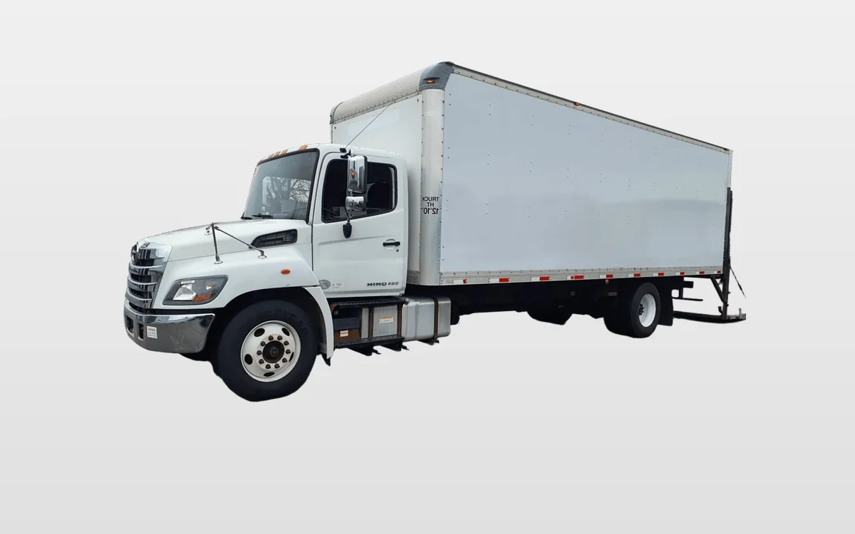 2016 Hino 338 - image 1