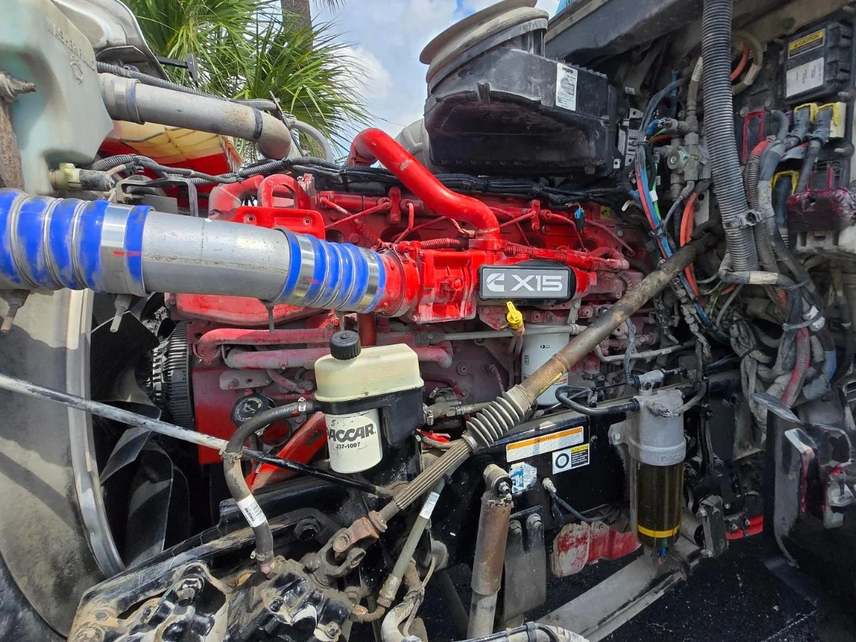 2022 Peterbilt 567 in Fort Lauderdale, FL — photo 5