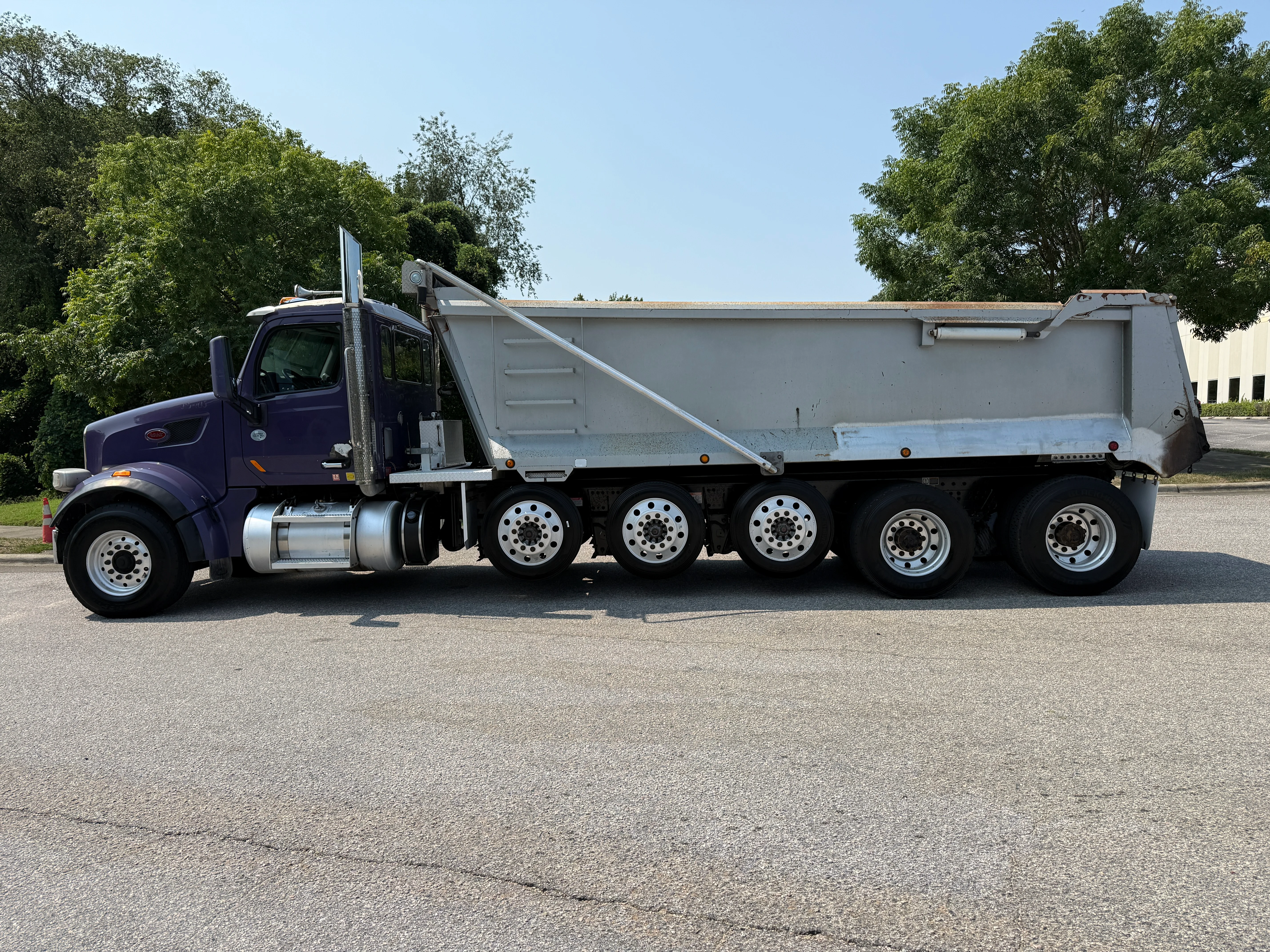 2020 Peterbilt 567 in Raleigh, NC — photo 6