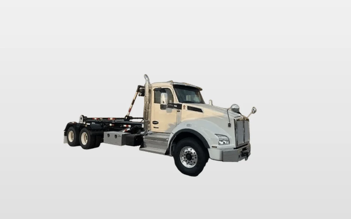 2026 Kenworth T880 - image 1