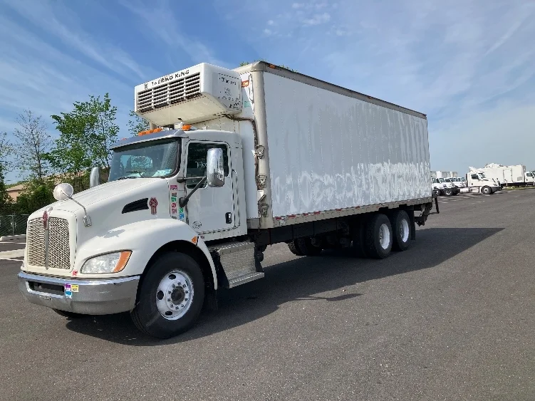 2012 Kenworth T370 in South Plainfield, NJ — photo 3