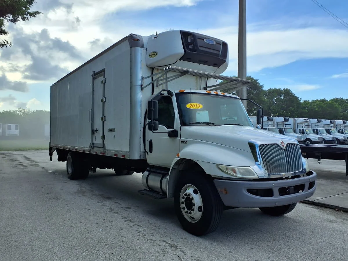 2019 International MV in Davie, FL — photo 3