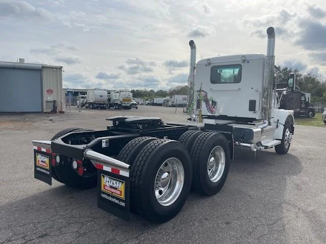 2026 Peterbilt 567 - image 7