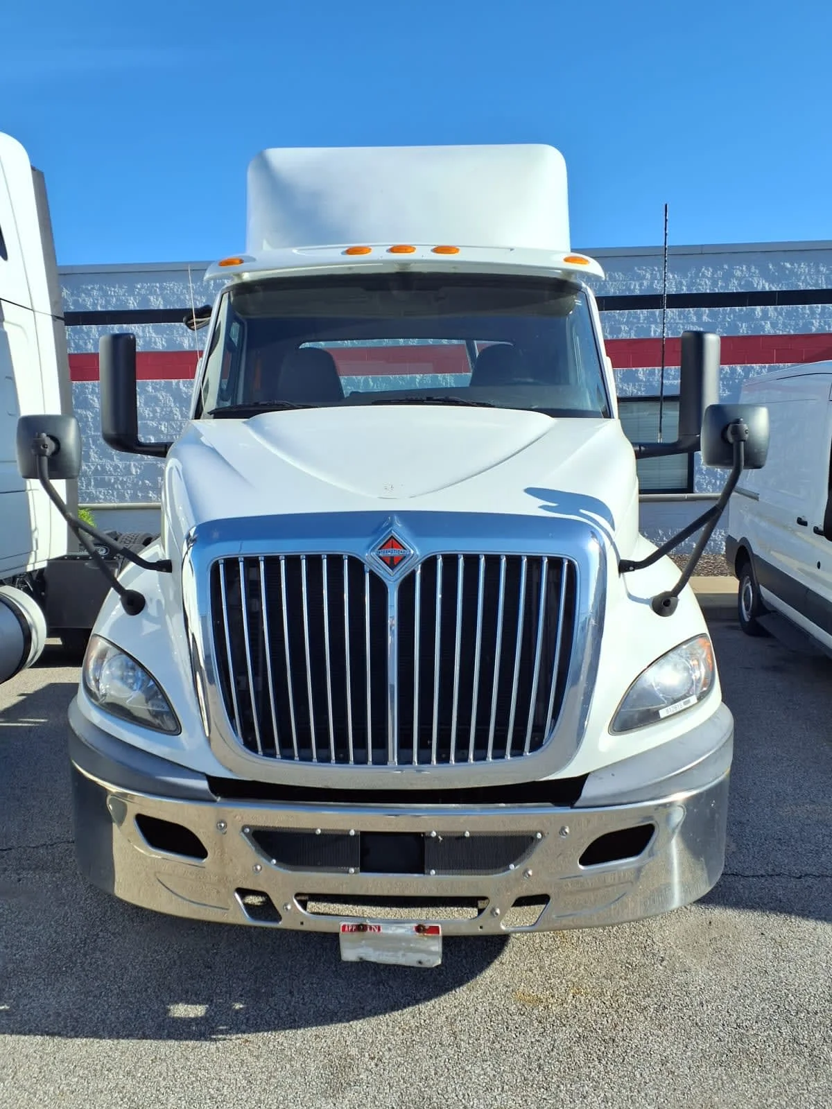 2019 International RH - image 2