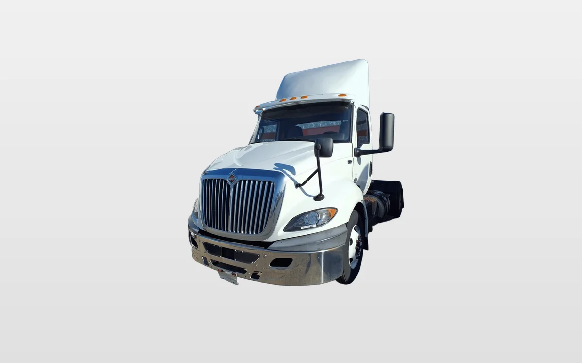 2019 International - image 1