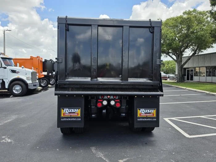 2025 Peterbilt 589 — photo 9