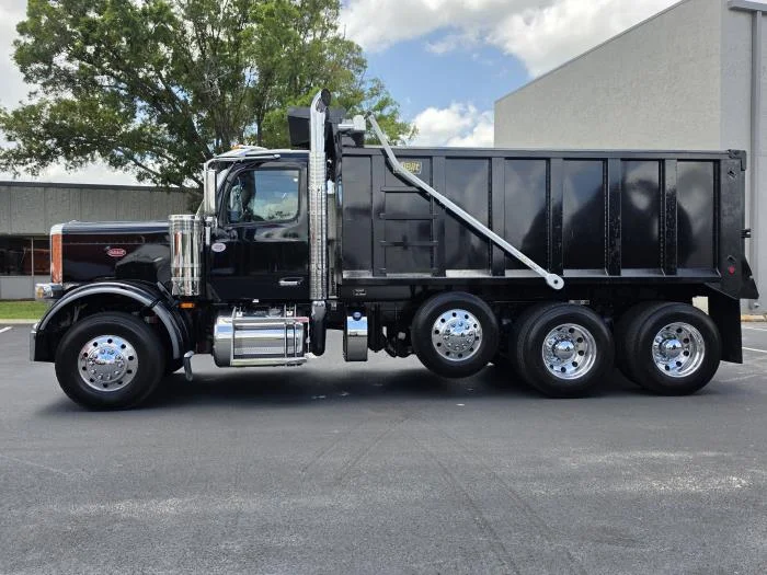 2025 Peterbilt 589 — photo 6