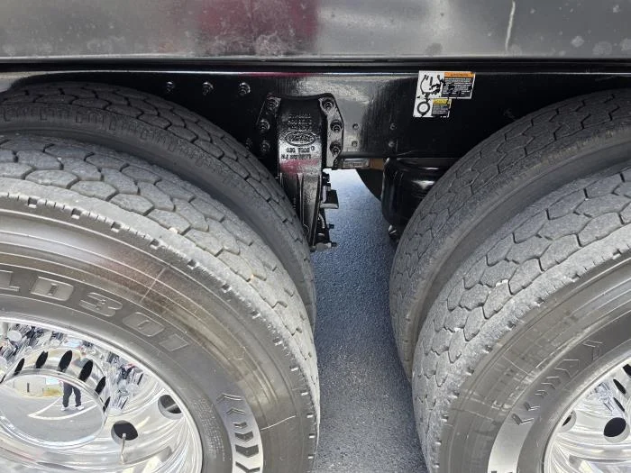 2025 Peterbilt 589 — photo 11