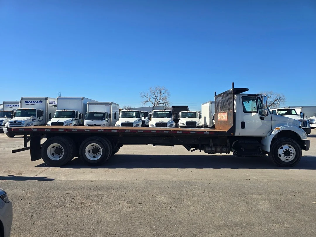 2019 International 4300 - image 2