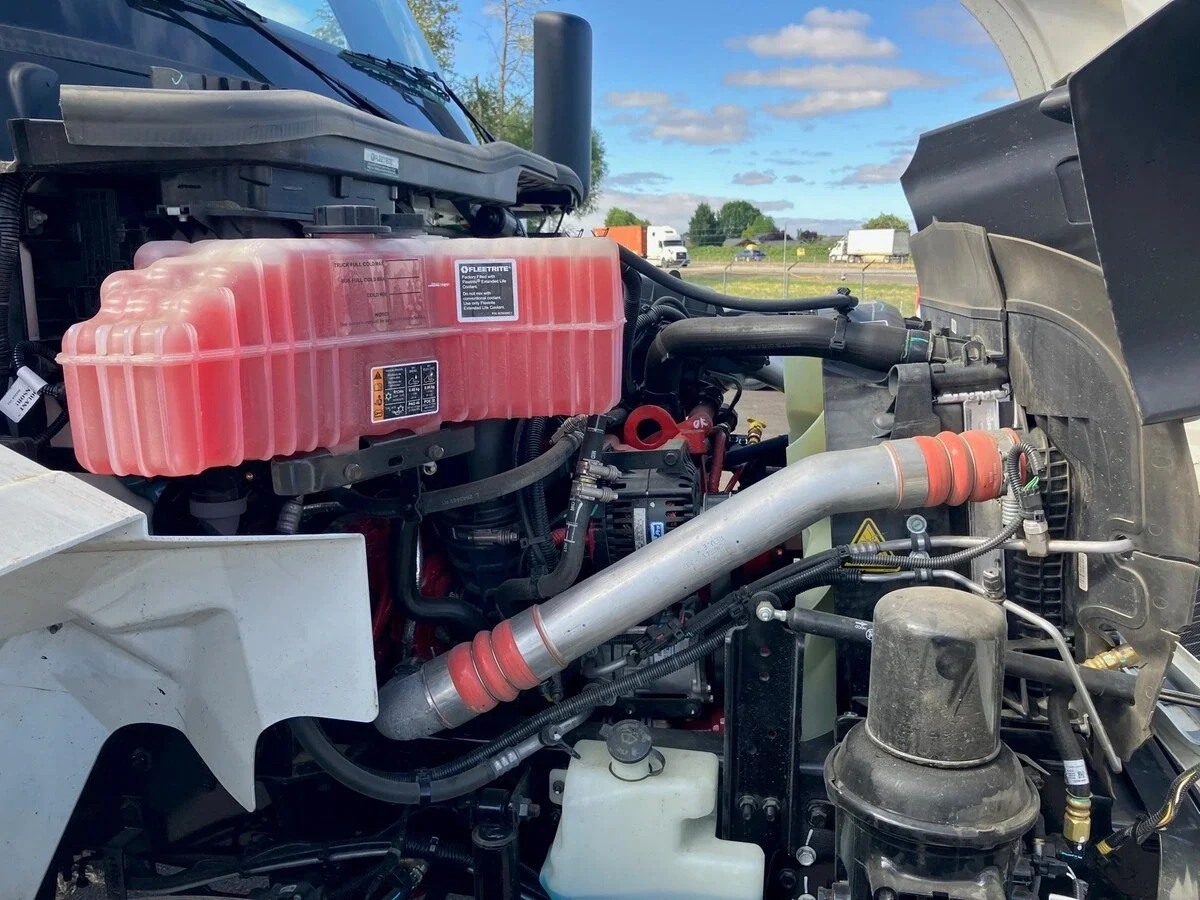 2025 International MV — photo 11