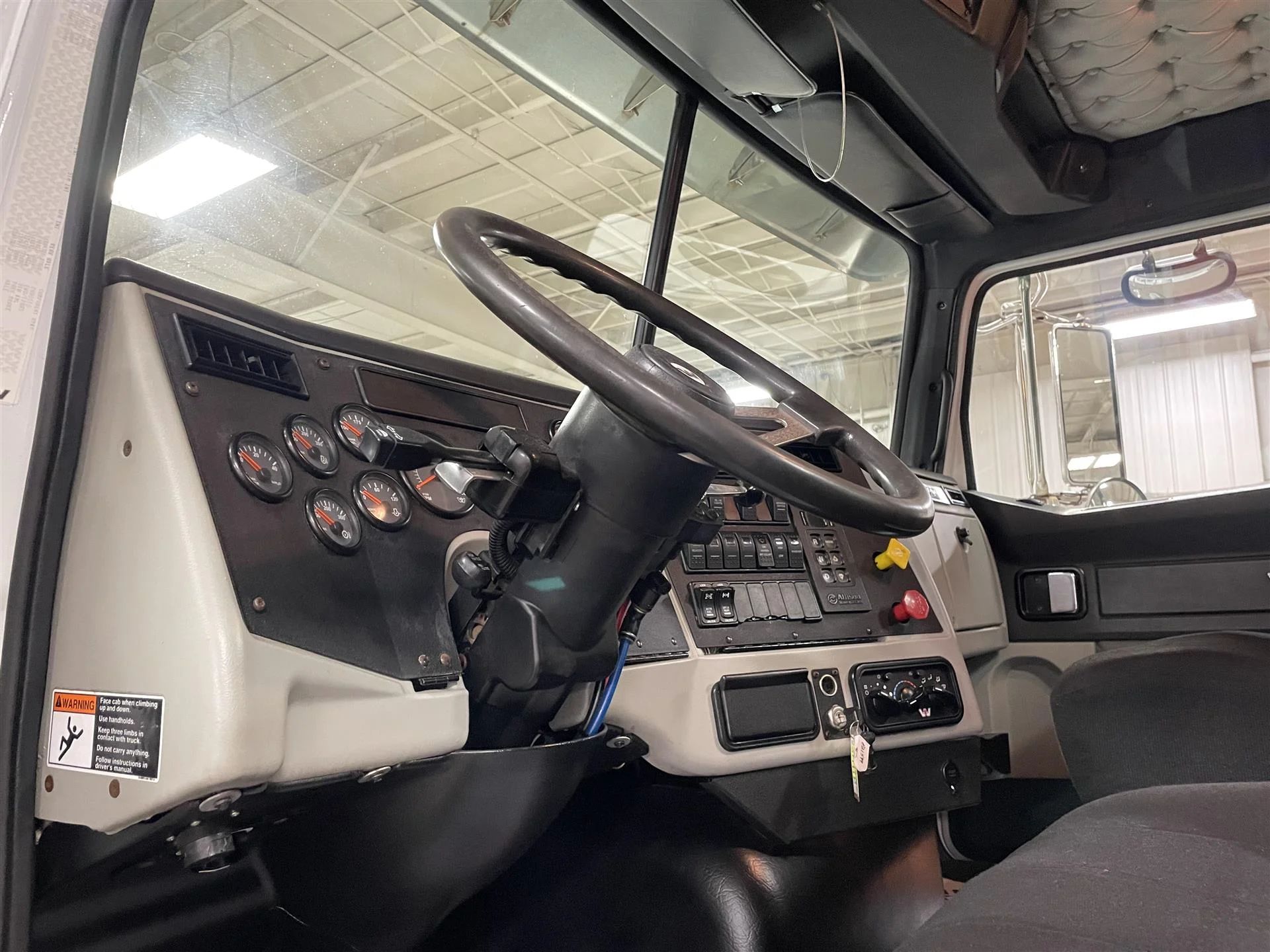 2015 Western Star in Marshfield, WI — photo 4