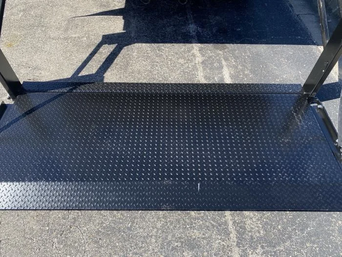 2025 Isuzu NRR - image 6