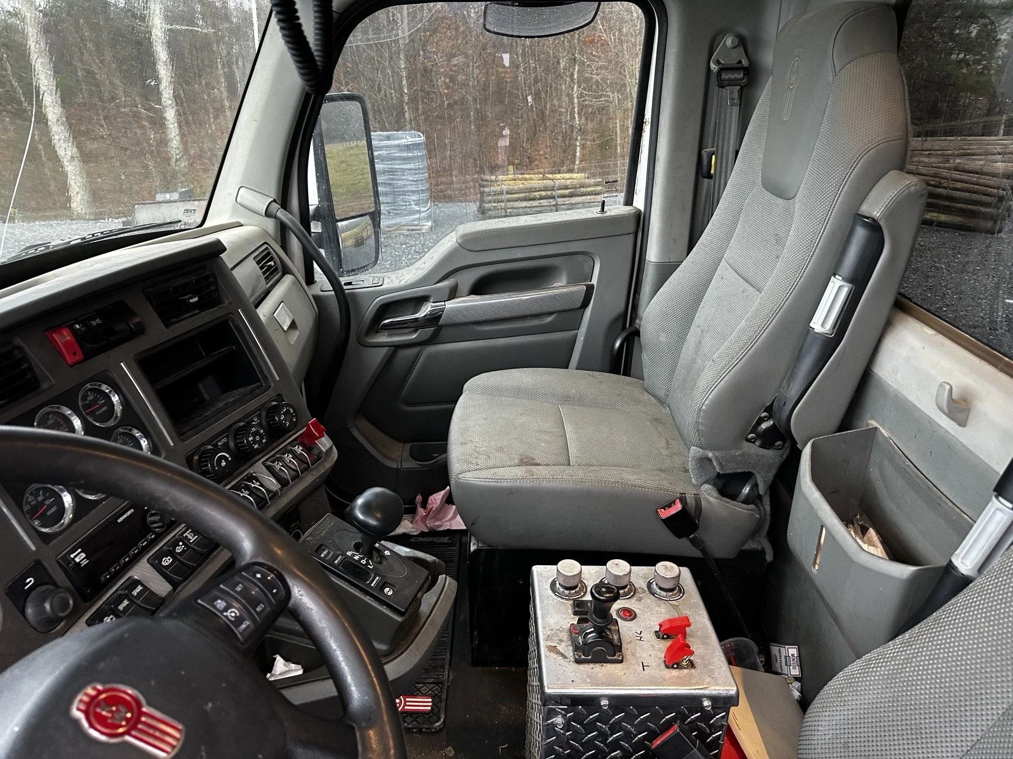 2018 Kenworth T880 - image 6