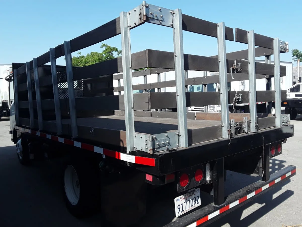 2019 Isuzu NPR - image 6