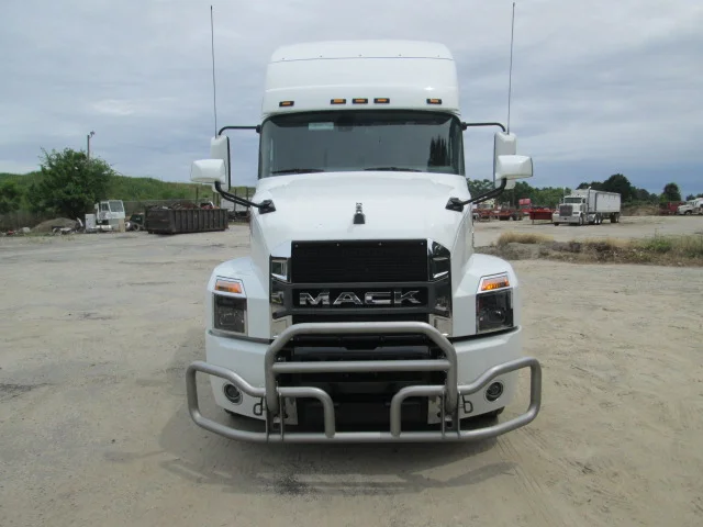 2024 Mack Anthem in Macon, GA — photo 2