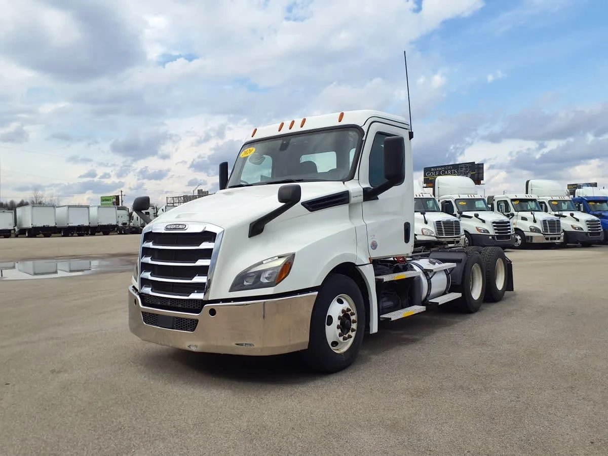 2020 Freightliner Cascadia in Clarksville, IN