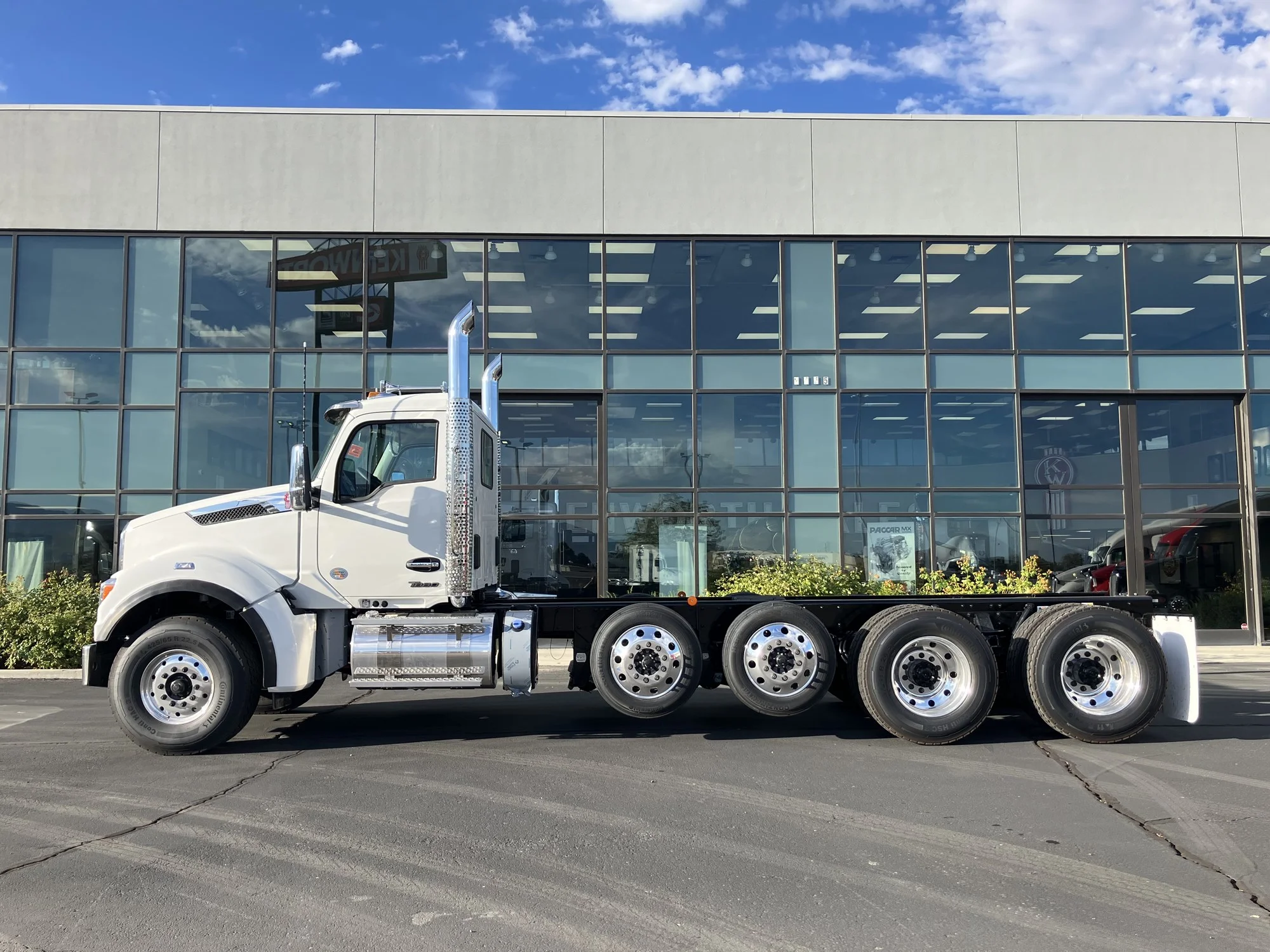 2027 Kenworth T880 in Salt Lake, UT — photo 5