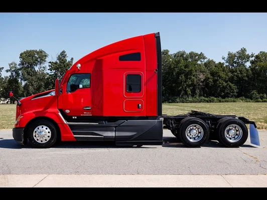 2023 Kenworth T680 in Little Rock, AR — photo 2