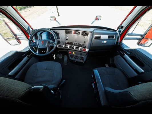 2023 Kenworth T680 in Little Rock, AR — photo 3