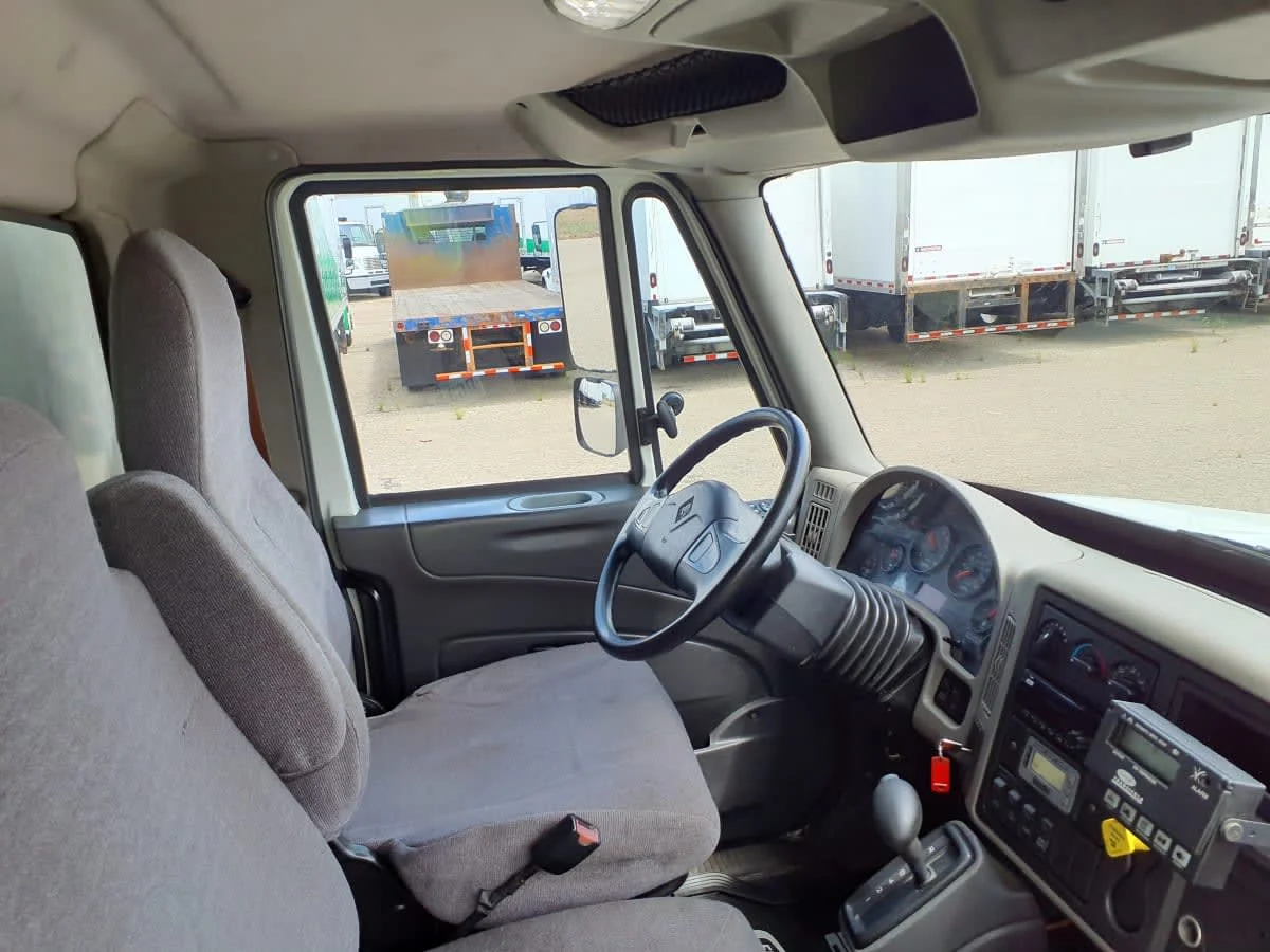 2018 International 4300 in Wayland, MI — photo 8
