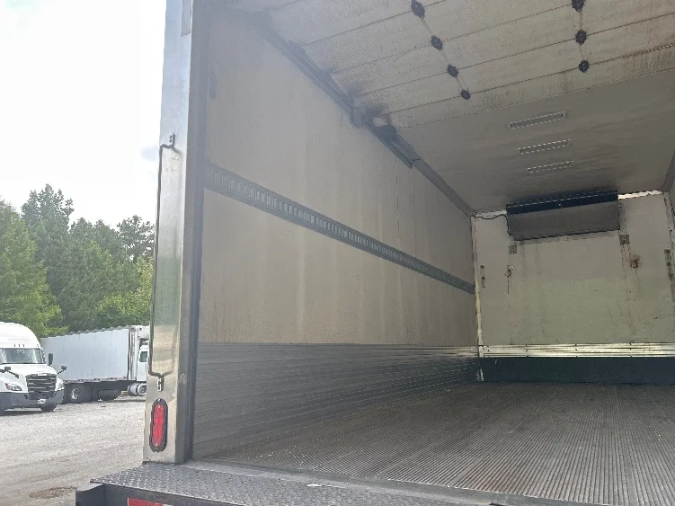 2019 Freightliner eM2 in Forest Park, GA — photo 10