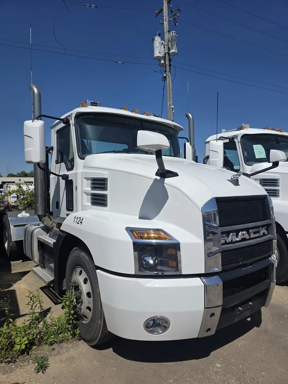 2022 Mack Anthem in Canton, OH — photo 2